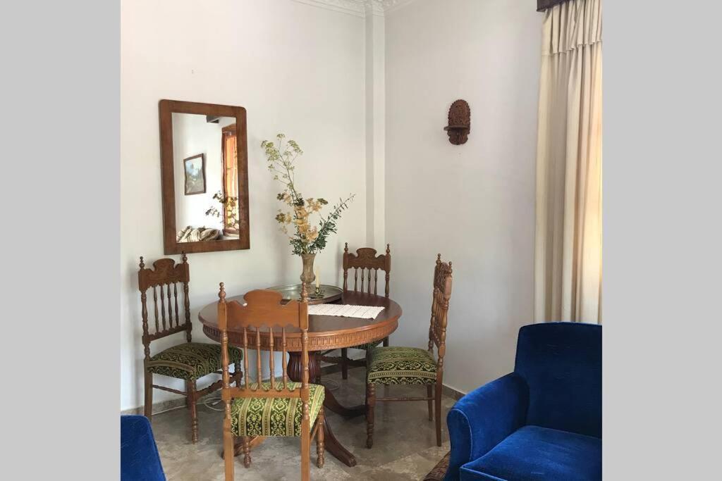 Velia Guesthouse กาลาวริตา ภายนอก รูปภาพ